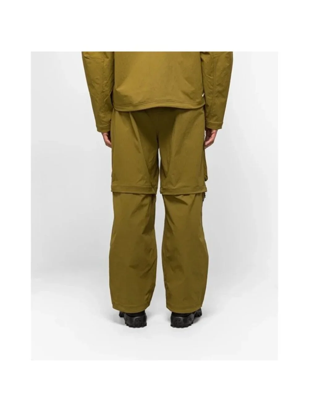 Nike item acg